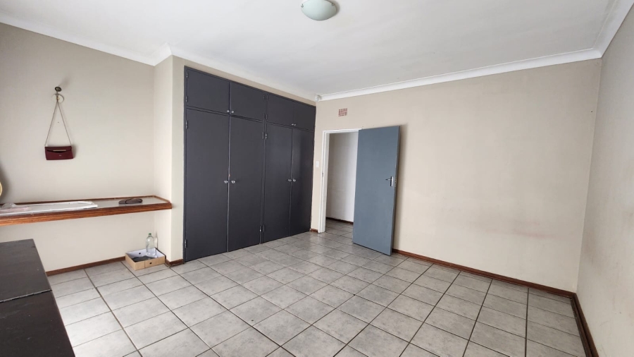 3 Bedroom Property for Sale in Potchefstroom North West